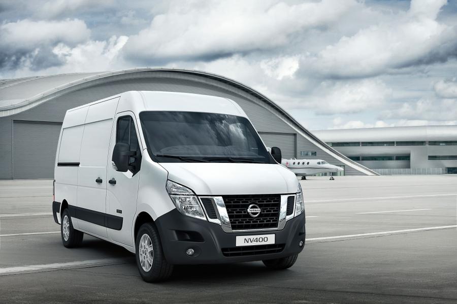  Nissan NV400 2010 года  (фото 3 из 7)